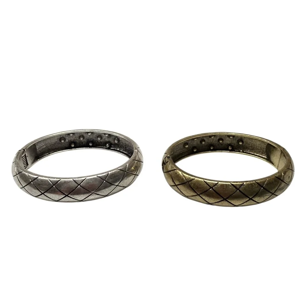 N/A quilted hinged